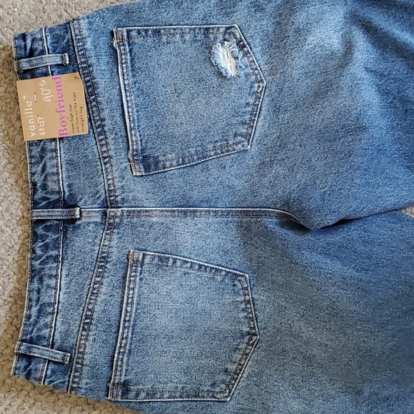 Jeans - Picture 5 of 5